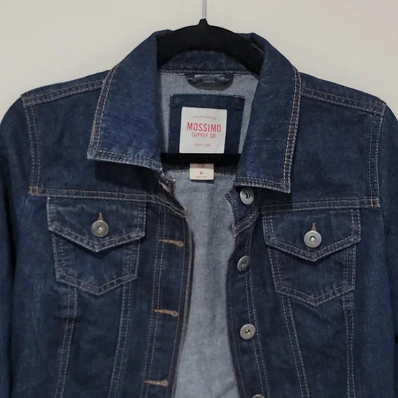 Mossimo Supply & Co. Crop denim jacket size Medium - Picture 2 of 3
